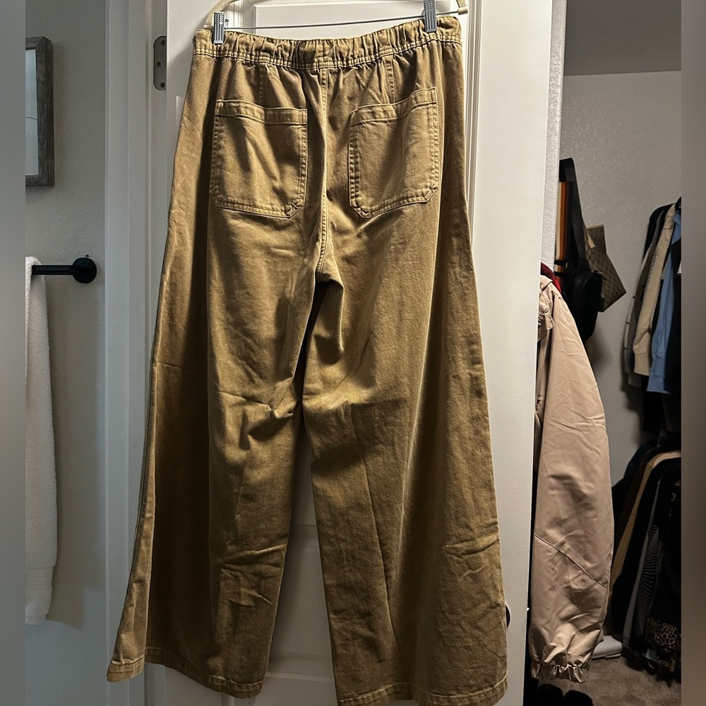 GAP cargo pants NWT - Picture 2 of 3